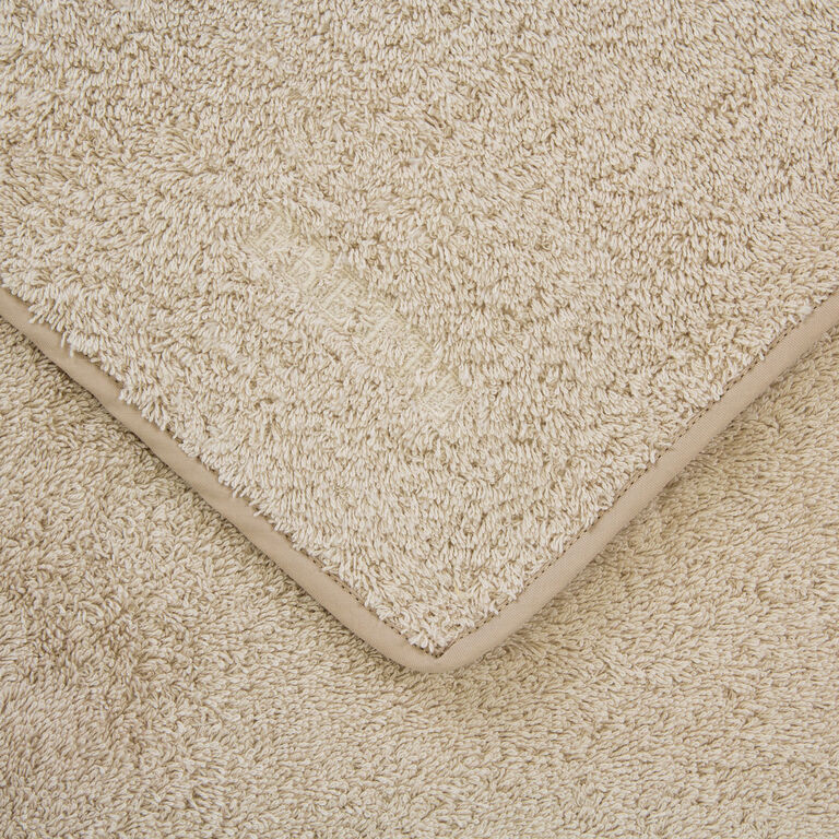 slide 3 Unito Bath Towel