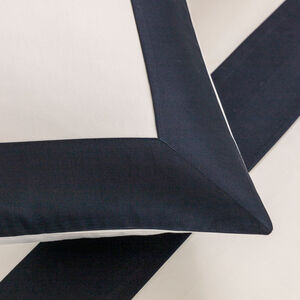 slide 3 Bold Pillowcase